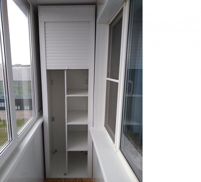 Шкафы с рольставнями на балкон в МБМ